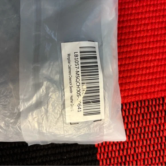 Quince Women's Heather Gray Crew Neck Sweater - Picture 9 of 9